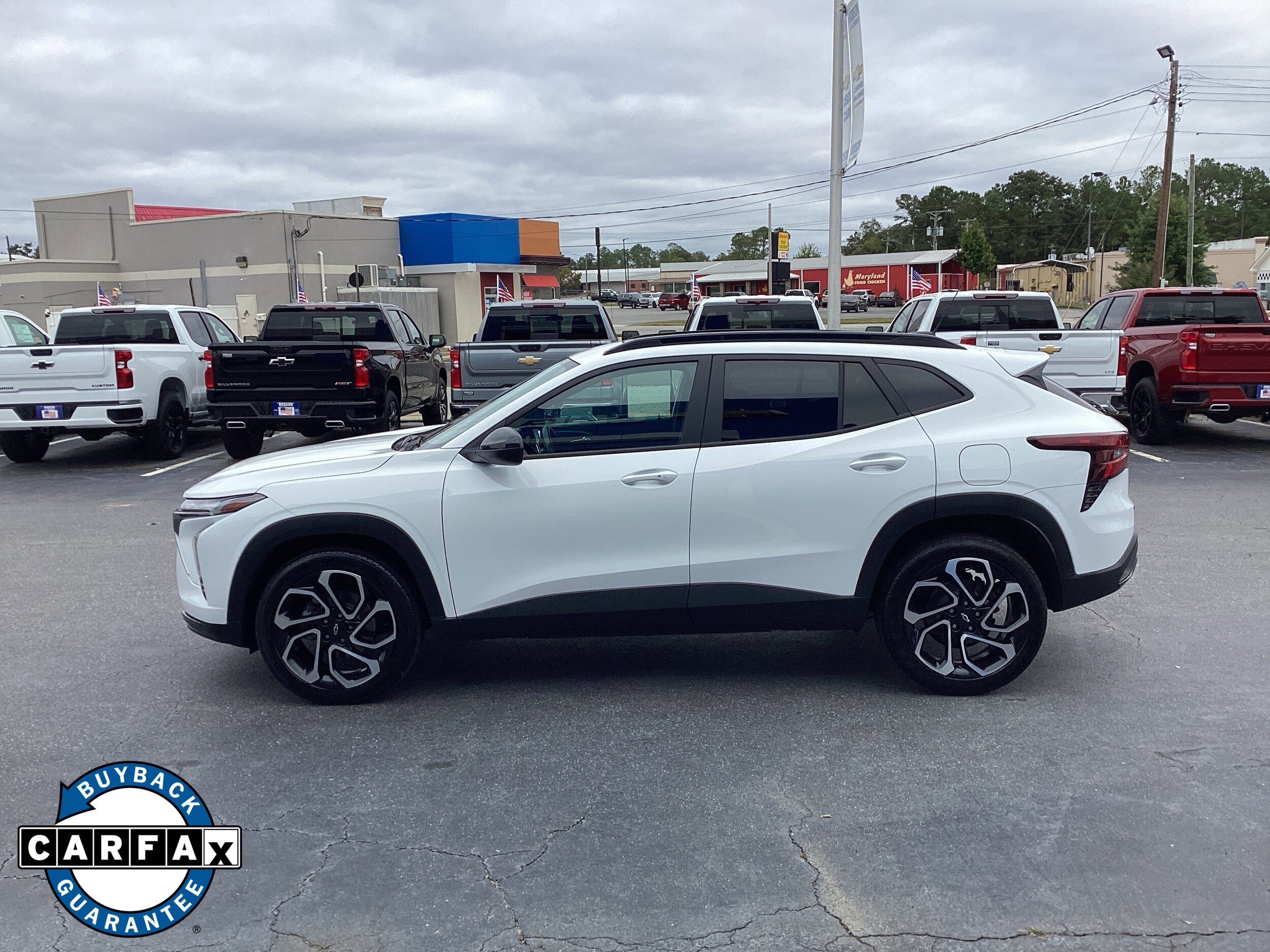 2025 Chevrolet Trax photo 3