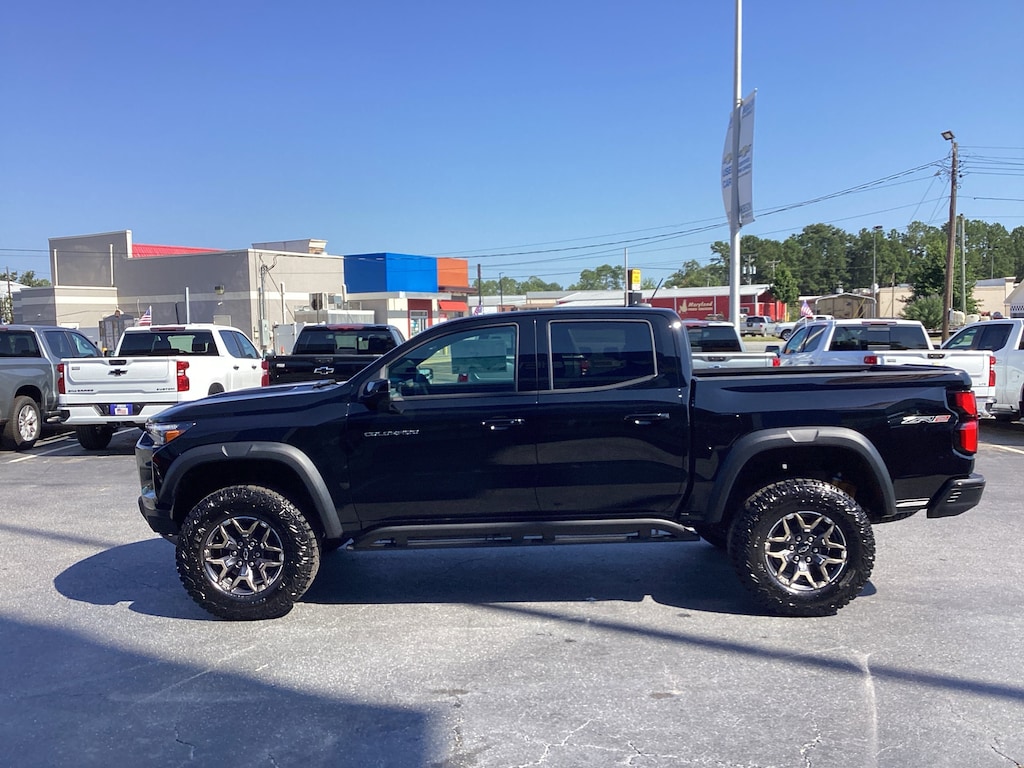 New 2026 Chevrolet Colorado ZR2 Truck
