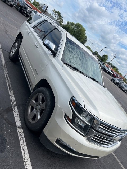 Used 2015 Chevrolet Tahoe LTZ with VIN 1GNSKCKC5FR203991 for sale in Martinsville, IN