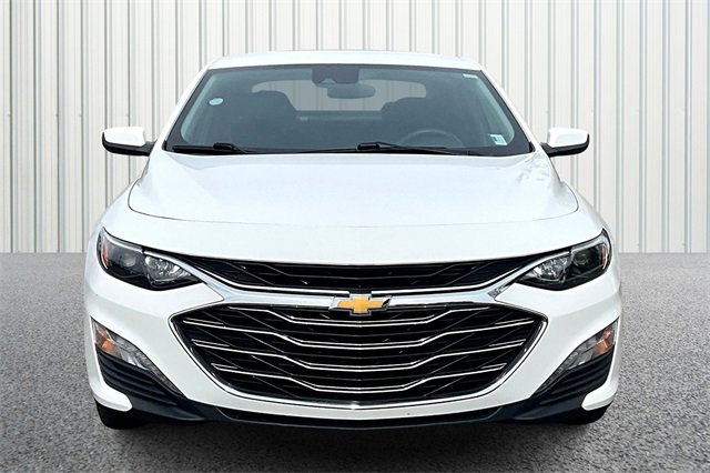 2024 Chevrolet Malibu 1LT photo 3