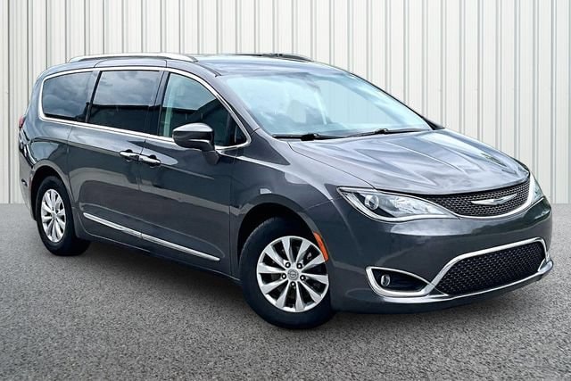 2018 Chrysler Pacifica Van 