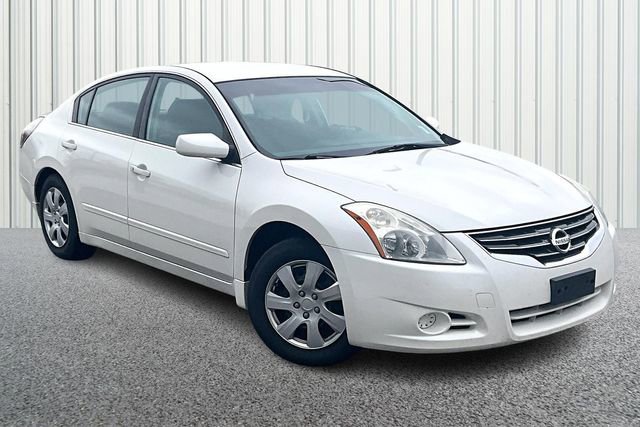 2010 Nissan Altima Base