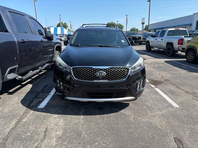 Used 2017 Kia Sorento SXL with VIN 5XYPKDA57HG256152 for sale in Martinsville, IN