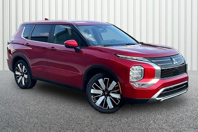 2025 Mitsubishi Outlander SE S-AWC's photo
