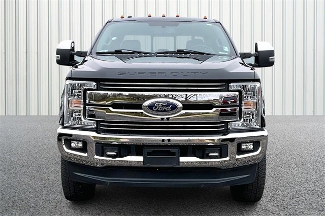 2017 Ford F-250 Lariat photo 3