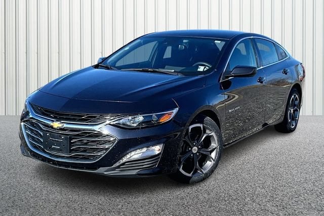 Used 2023 Chevrolet Malibu 1LT with VIN 1G1ZD5ST9PF226280 for sale in Martinsville, IN