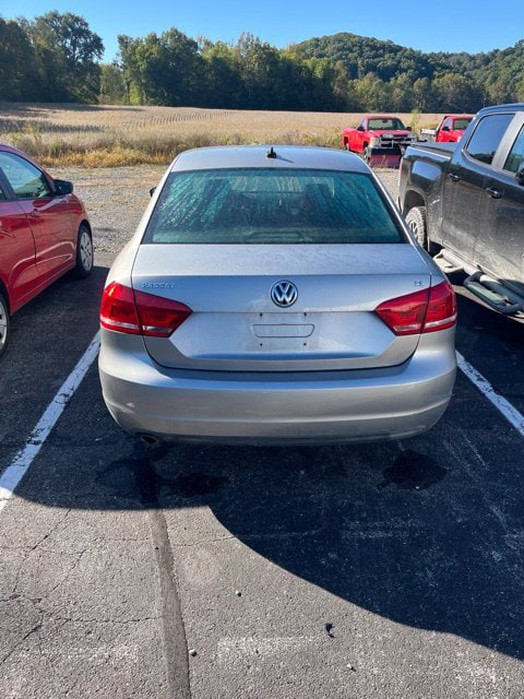 Used 2013 Volkswagen Passat SE with VIN 1VWBP7A31DC141571 for sale in Bedford, IN