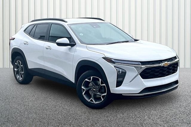 2025 Chevrolet Trax LT's photo