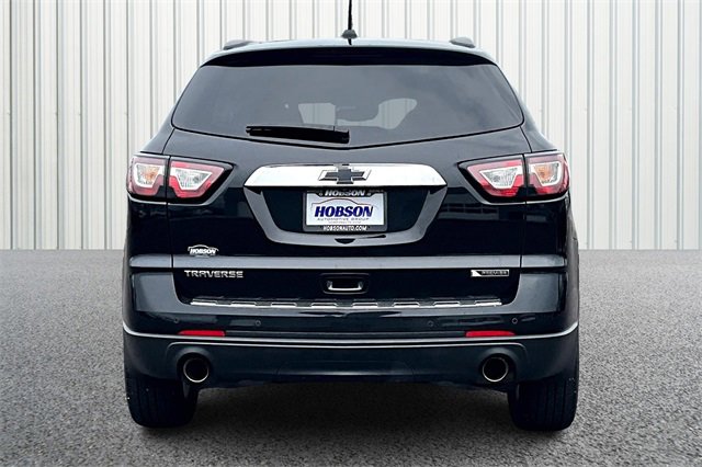 2017 Chevrolet Traverse Premier photo 4