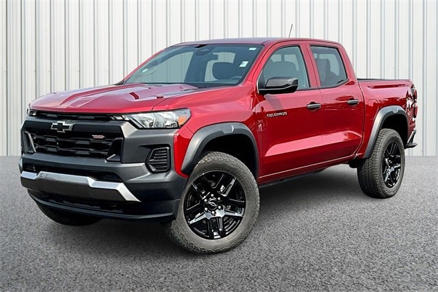 Used 2023 Chevrolet Colorado Trail Boss with VIN 1GCPTEEK5P1235897 for sale in Martinsville, IN