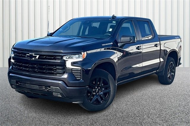 Used 2023 Chevrolet Silverado 1500 RST with VIN 1GCPDEEK5PZ288677 for sale in Martinsville, IN
