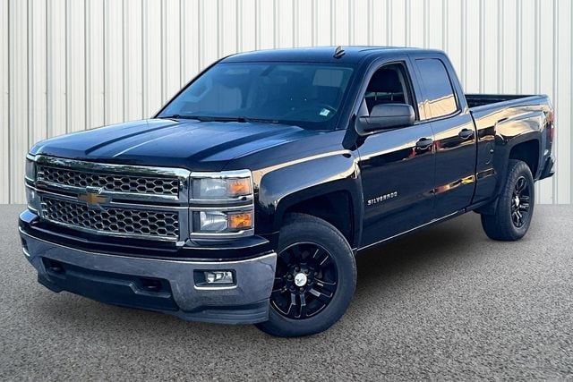 Used 2014 Chevrolet Silverado 1500 LT with VIN 1GCVKREH4EZ298686 for sale in Martinsville, IN