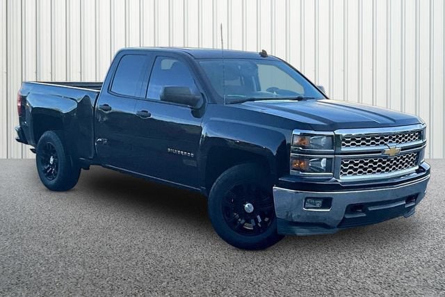 Used 2014 Chevrolet Silverado 1500 LT with VIN 1GCVKREH4EZ298686 for sale in Martinsville, IN