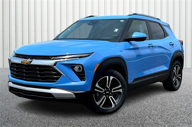 2024 Chevrolet Trailblazer LT photo 2