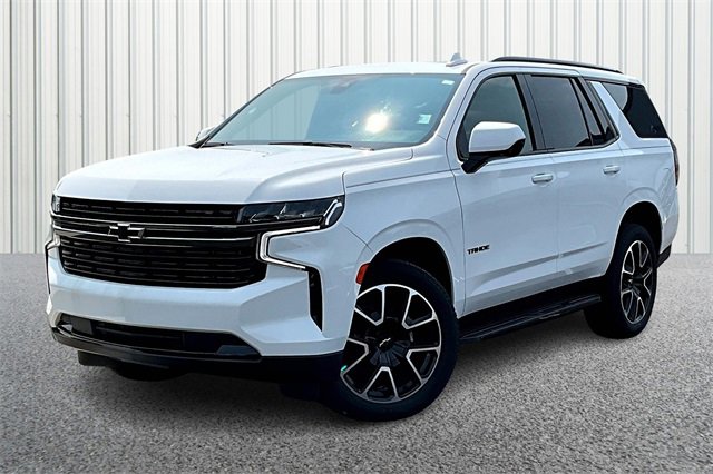 Used 2021 Chevrolet Tahoe RST with VIN 1GNSKRKD8MR173717 for sale in Martinsville, IN