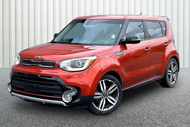 Used 2018 Kia Soul Base with VIN KNDJX3AA9J7549875 for sale in Martinsville, IN