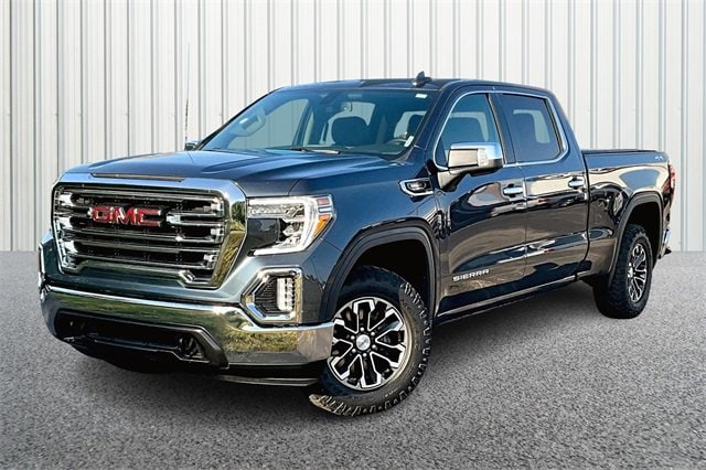 Used 2021 GMC Sierra 1500 SLT with VIN 1GTU9DET9MZ386338 for sale in Martinsville, IN