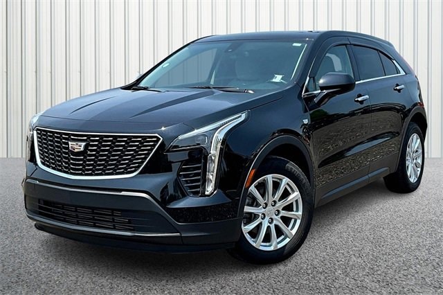 Used 2019 Cadillac XT4 Luxury with VIN 1GYFZBR41KF166992 for sale in Martinsville, IN