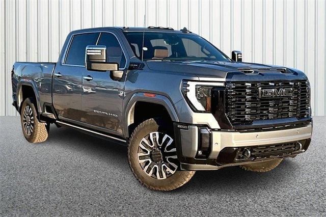 2024 GMC Sierra 3500HD Denali Ultimate's photo