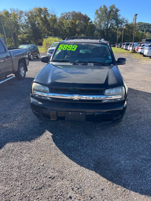 Used 2007 Chevrolet TrailBlazer LS with VIN 1GNDT13S172306657 for sale in Martinsville, IN