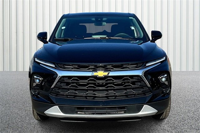 2025 Chevrolet Blazer 2LT photo 3