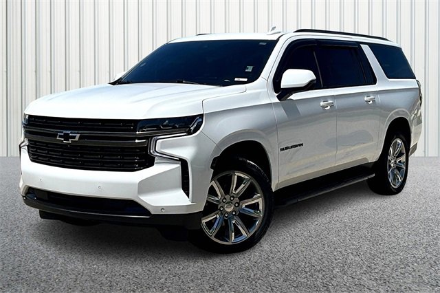 Used 2021 Chevrolet Suburban RST with VIN 1GNSKEKD8MR180563 for sale in Martinsville, IN