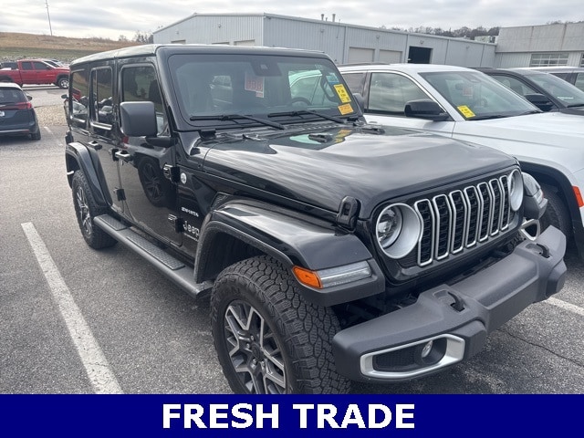 2024 Jeep Wrangler 4-Door Sahara's photo