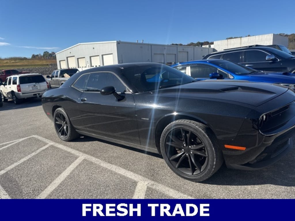 Used 2016 Dodge Challenger R/T Coupe