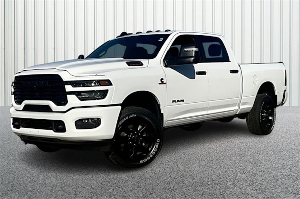 New 2026 Ram 3500 BIG HORN CREW CAB 4X4 6'4 BOX Pickup