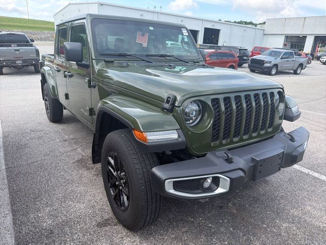 2022 Jeep Gladiator Sport S's photo