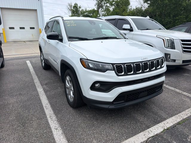 2024 Jeep Compass Latitude 4X4's photo