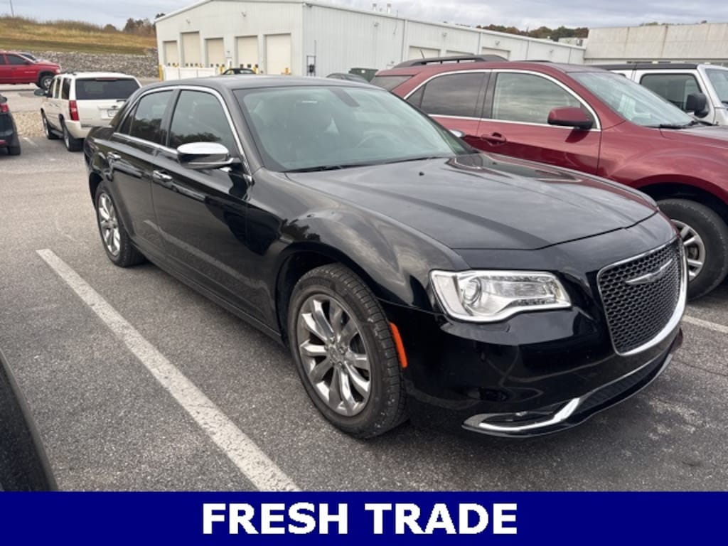 Used 2016 Chrysler 300C Base Sedan