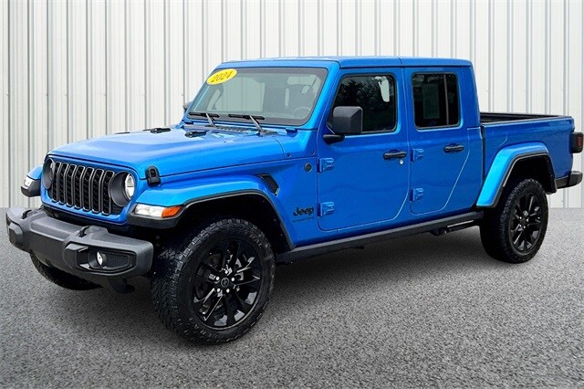 2024 Jeep Gladiator Sport photo 2