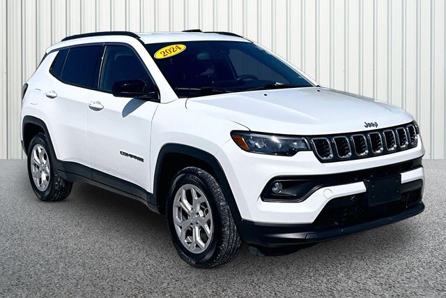  2024 Jeep Compass Latitude 4WD   