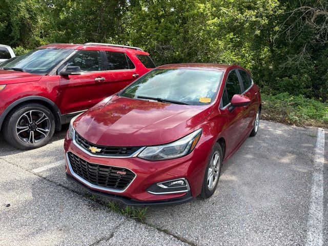 Used 2018 Chevrolet Cruze LT with VIN 3G1BE6SM5JS597663 for sale in Bedford, IN