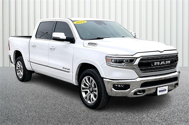 2024 RAM Ram 1500 Pickup Limited's photo