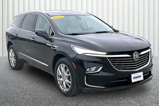2023 Buick Enclave Essence AWD