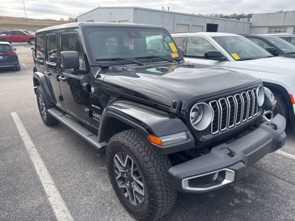 Used 2024 Jeep Wrangler Sahara SUV