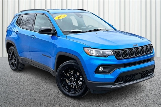 2025 Jeep Compass Latitude's photo