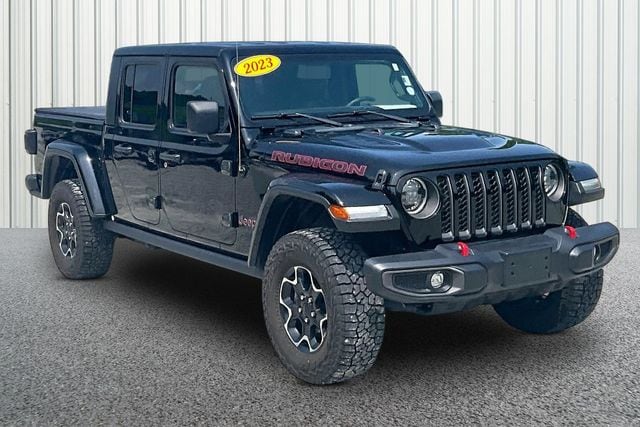 Black 2023 Jeep Gladiator Pickup Truck Four-Wheel Drive 8-Speed Automatic