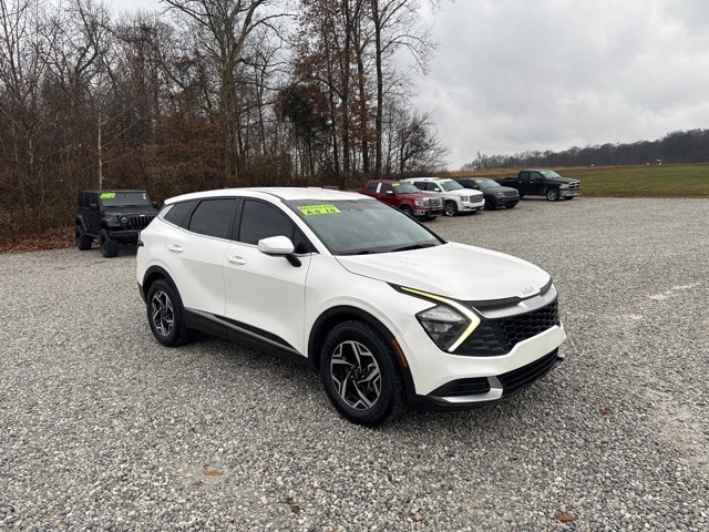 2023 Kia Sportage LX's photo