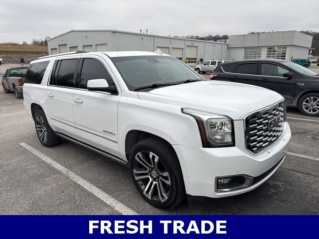 2019 GMC Yukon XL Denali's photo