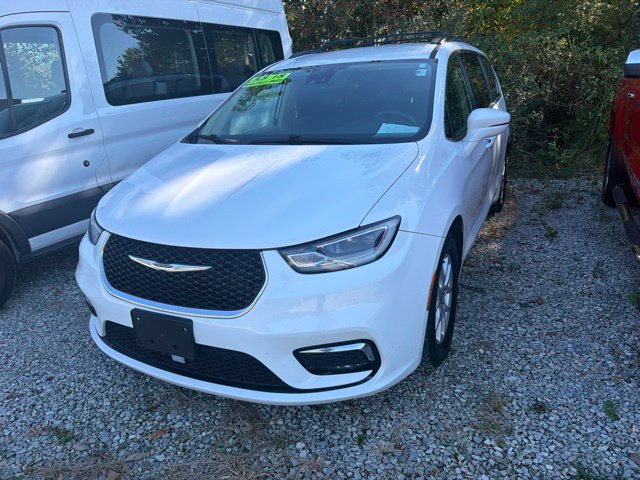 Used 2022 Chrysler Pacifica Touring L with VIN 2C4RC1BG4NR116670 for sale in Bedford, IN