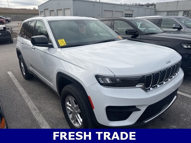 2024 Jeep Grand Cherokee Laredo's photo