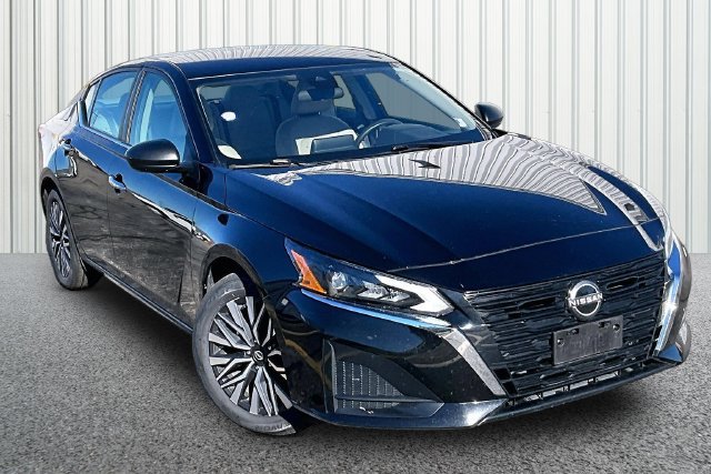 2025 Nissan Altima