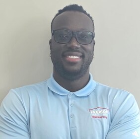 Staff member MOUSSA GUEYE from ID_6f7419
