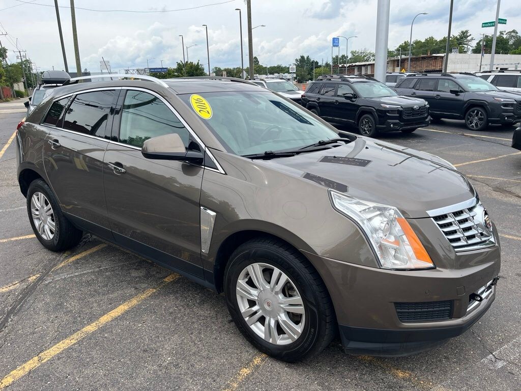 Used 2016 Cadillac SRX Luxury SUV