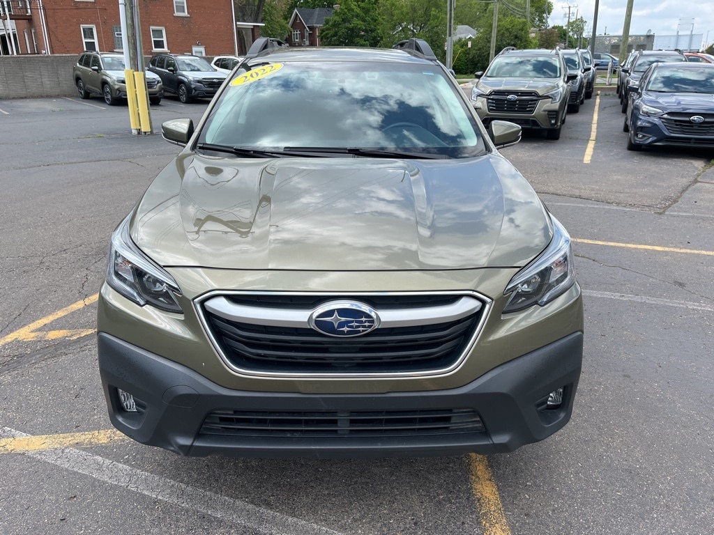 Certified 2022 Subaru Outback Premium with VIN 4S4BTADC4N3263393 for sale in Ferndale, MI