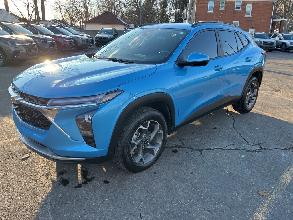 2025 Chevrolet Trax LT