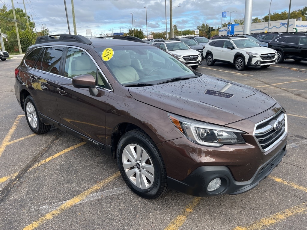 Used 2019 Subaru Outback 2.5i Premium SUV